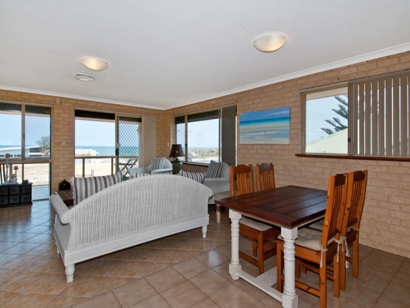 33 Orestes Street, San Remo WA 6210