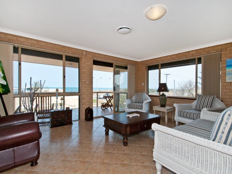 33 Orestes Street, San Remo WA 6210