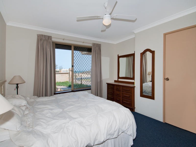 33 Orestes Street, San Remo WA 6210