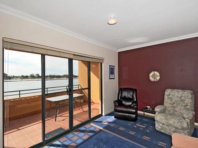 15/19 San Marco Quays, Halls Head WA 6210