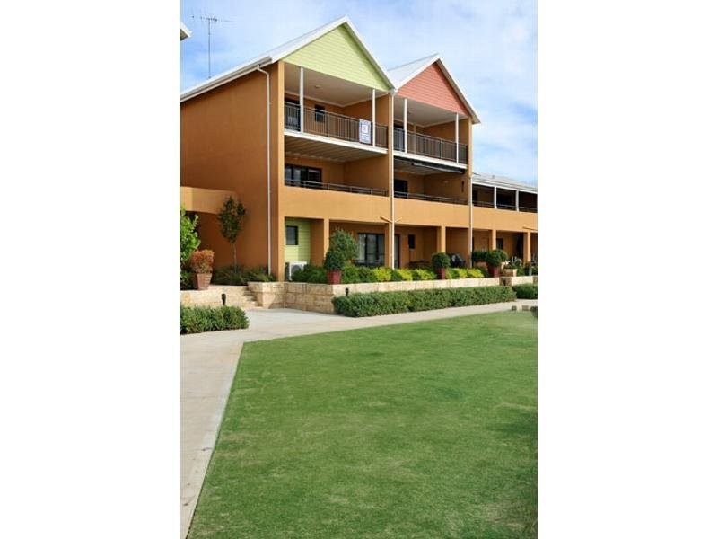 15/19 San Marco Quays, Halls Head WA 6210