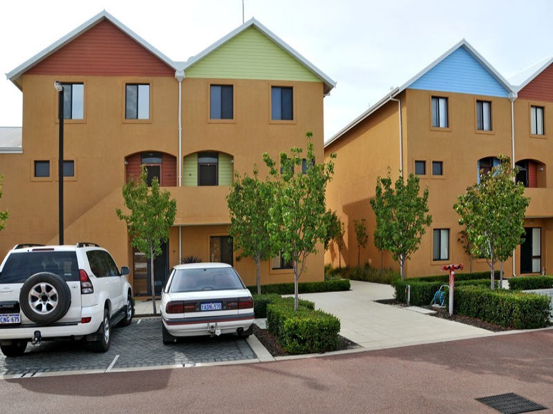 15/19 San Marco Quays, Halls Head WA 6210