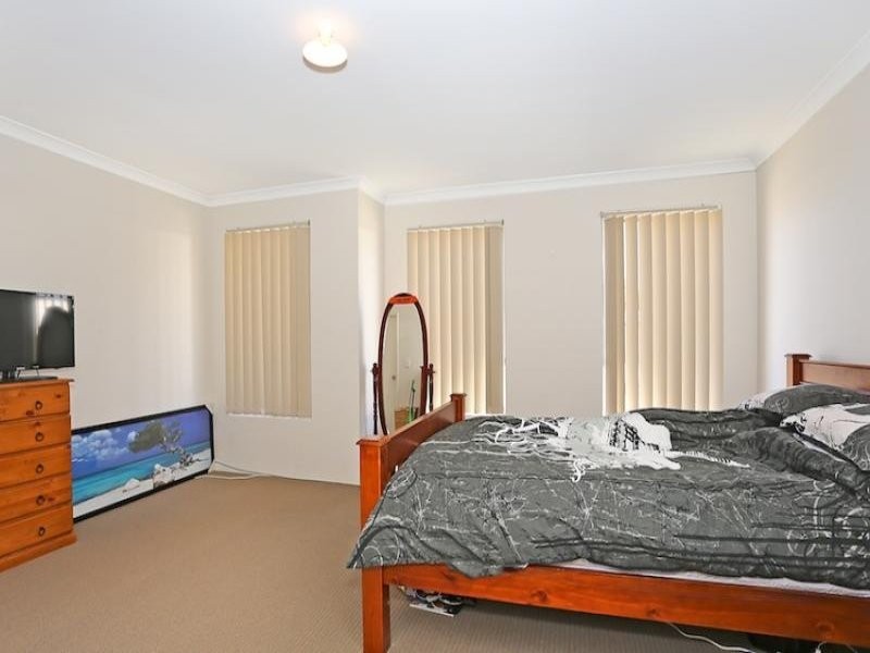 96 Meadow Springs Drive, Meadow Springs WA 6210