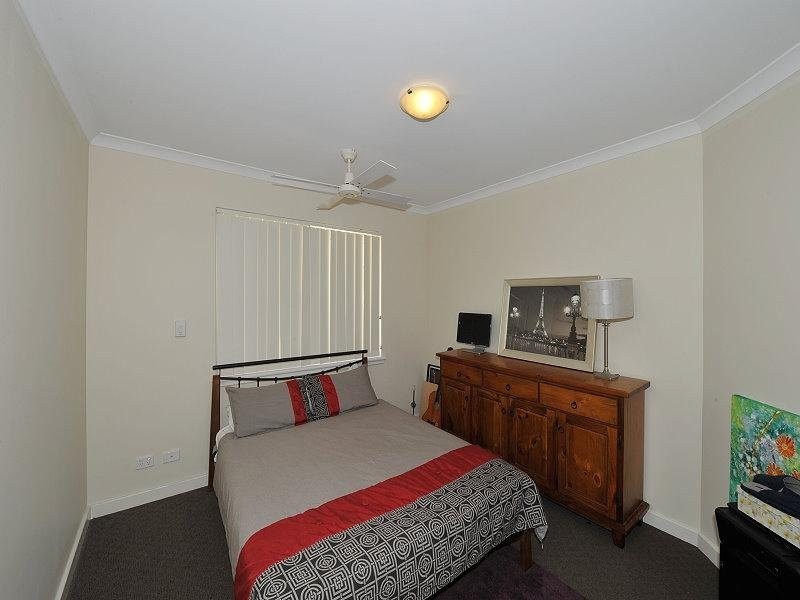 60 Silverton Crescent, Erskine WA 6210