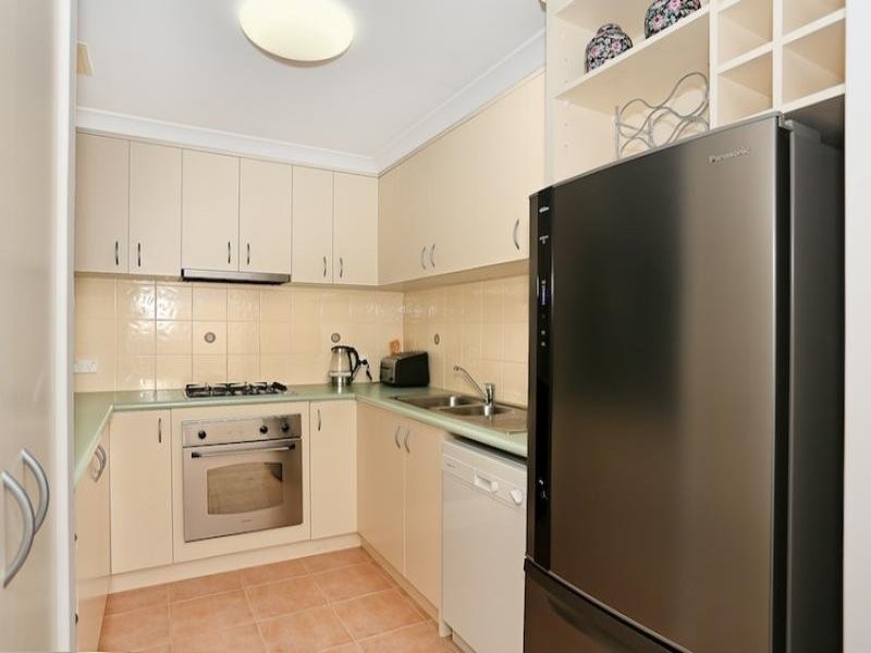 30/20 Apollo Place, Halls Head WA 6210