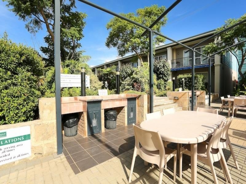 30/20 Apollo Place, Halls Head WA 6210