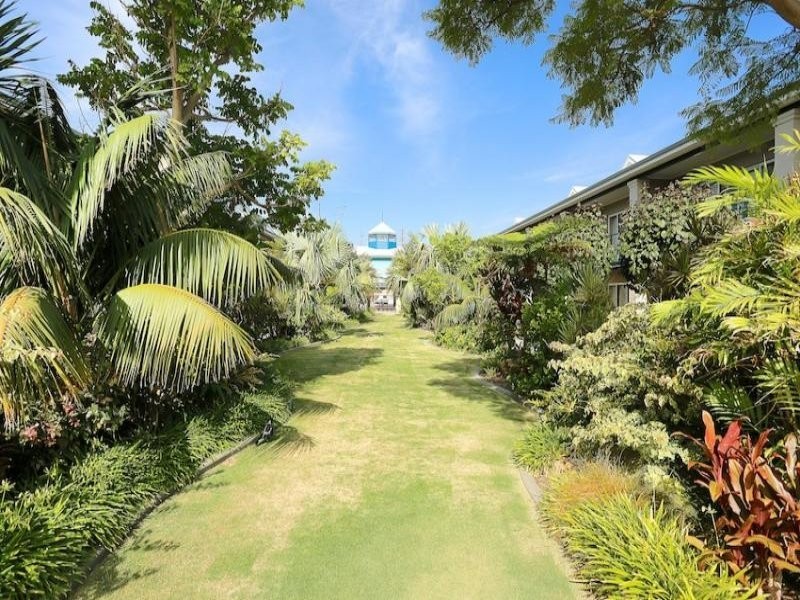 30/20 Apollo Place, Halls Head WA 6210