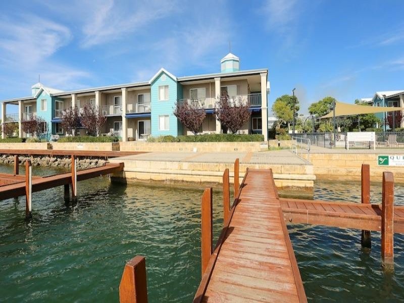 30/20 Apollo Place, Halls Head WA 6210