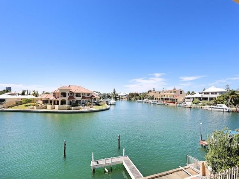 5 Reverie Mews, Halls Head WA 6210