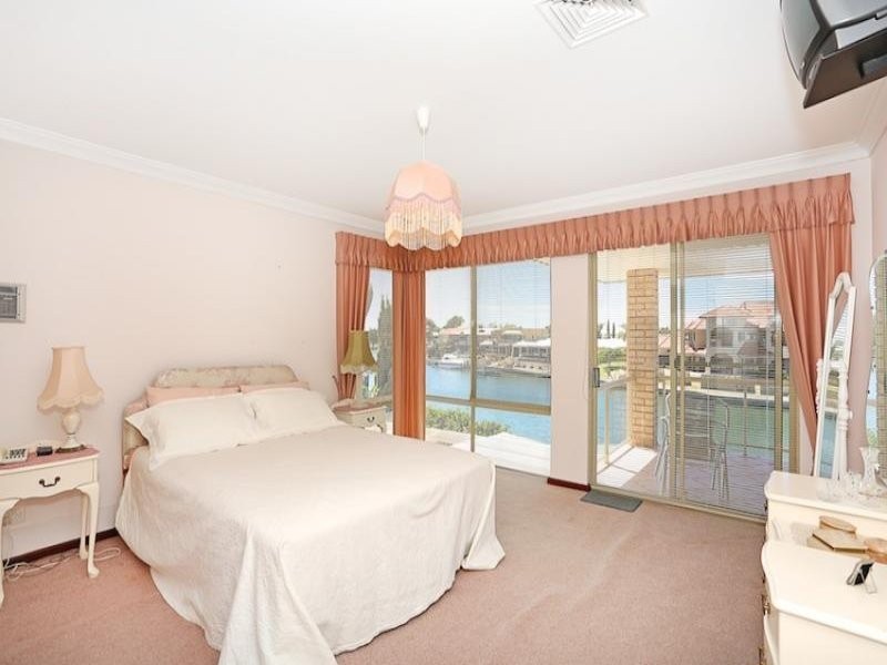 5 Reverie Mews, Halls Head WA 6210
