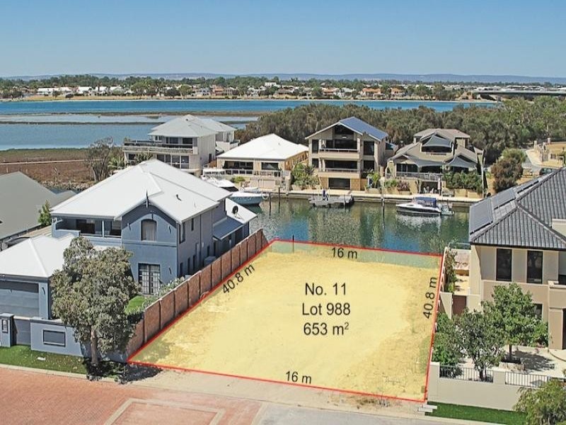 11 Brindabella Crescent, Halls Head WA 6210