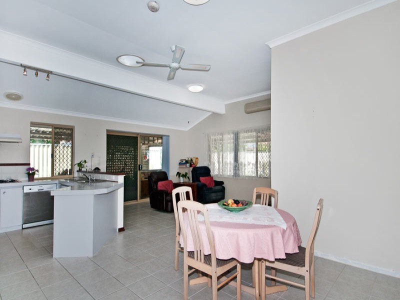 188 Oakmont Avenue, Meadow Springs WA 6210