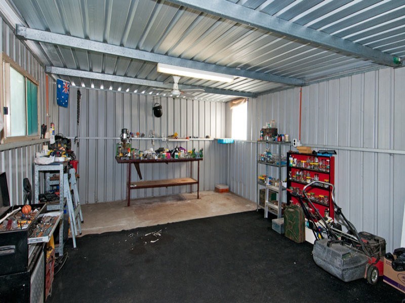 188 Oakmont Avenue, Meadow Springs WA 6210