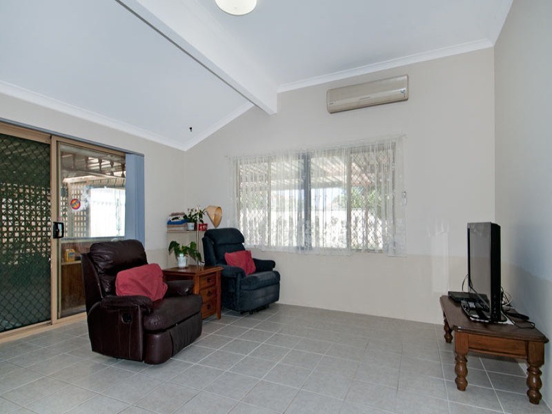 188 Oakmont Avenue, Meadow Springs WA 6210