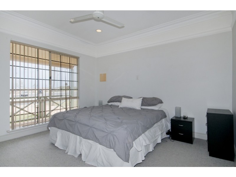 35 Orestes Street, San Remo WA 6210