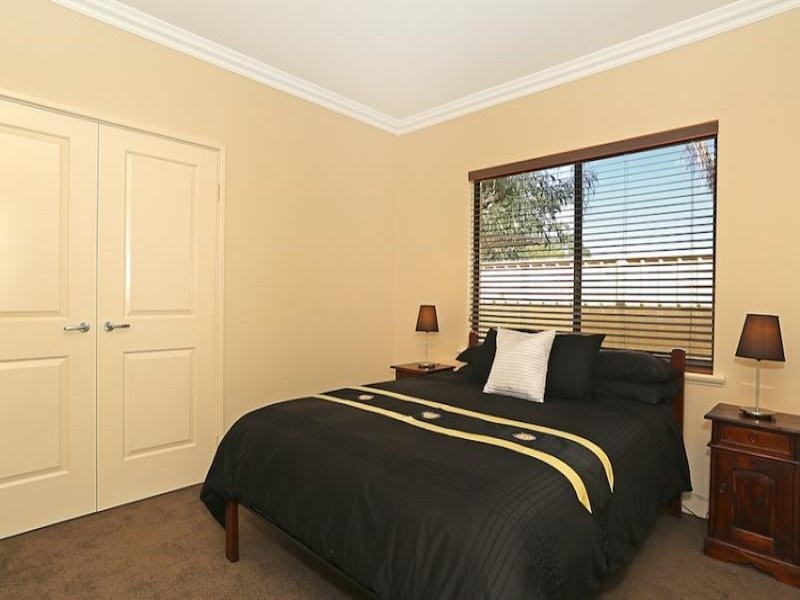 2 Estuary Heights Place, Bouvard WA 6211