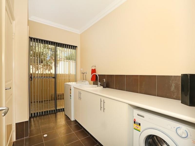 2 Estuary Heights Place, Bouvard WA 6211