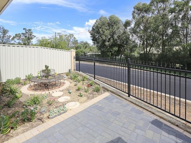 36 Gibbs Circuit, Ravenswood WA 6208