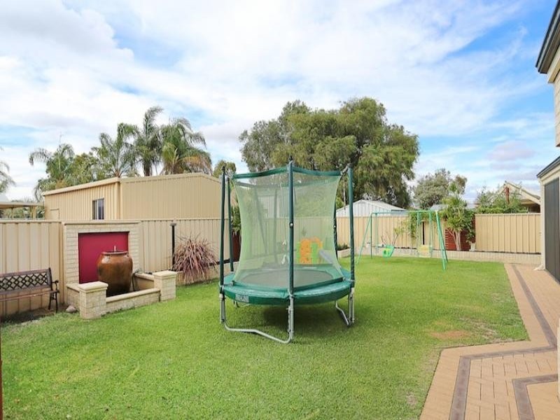 114 South Yunderup Road, South Yunderup WA 6208