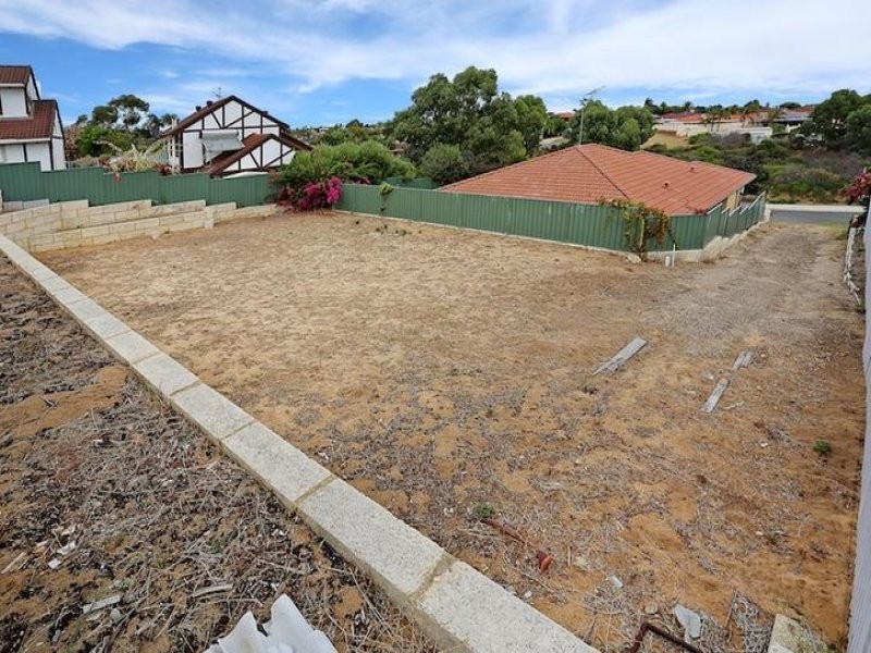 43A Portmarnock Circuit, Halls Head WA 6210