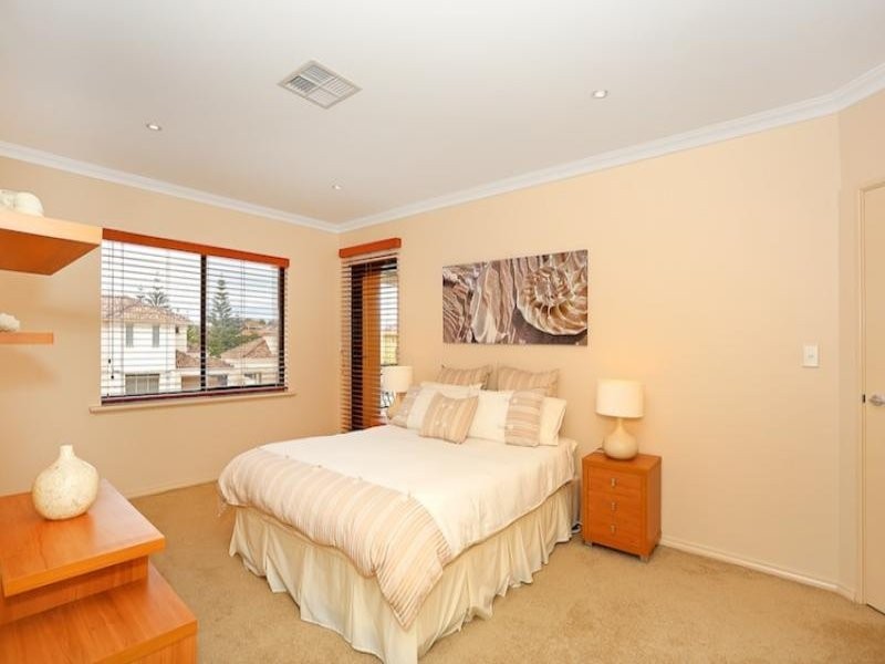 5 Port Quays, Wannanup WA 6210