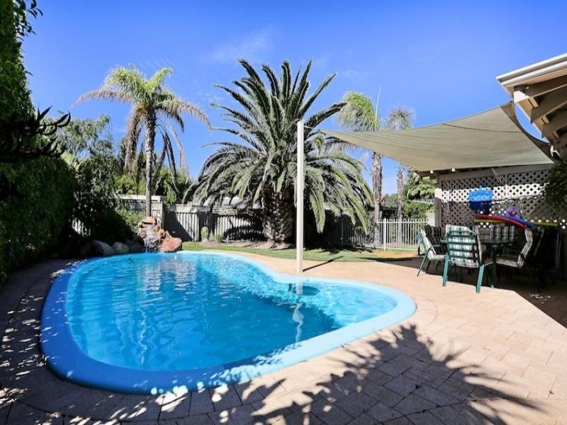 40 Pallas Way, San Remo WA 6210