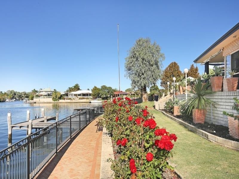 82 Banksia Terrace, South Yunderup WA 6208