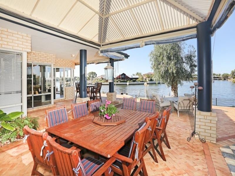 82 Banksia Terrace, South Yunderup WA 6208