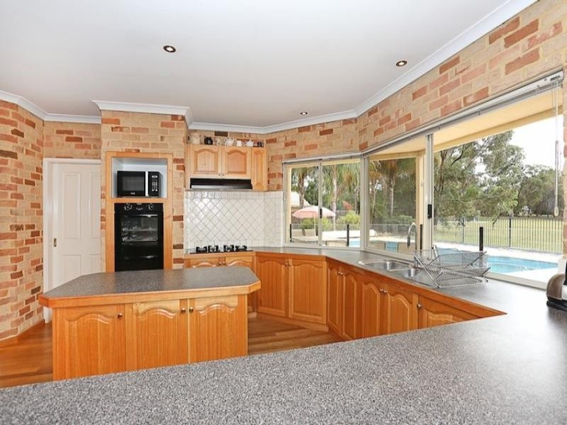 14 Carrick Cross, Greenfields WA 6210