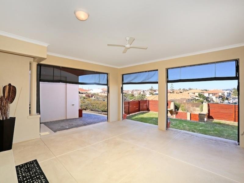 38 Abrolhos Quay, Wannanup WA 6210