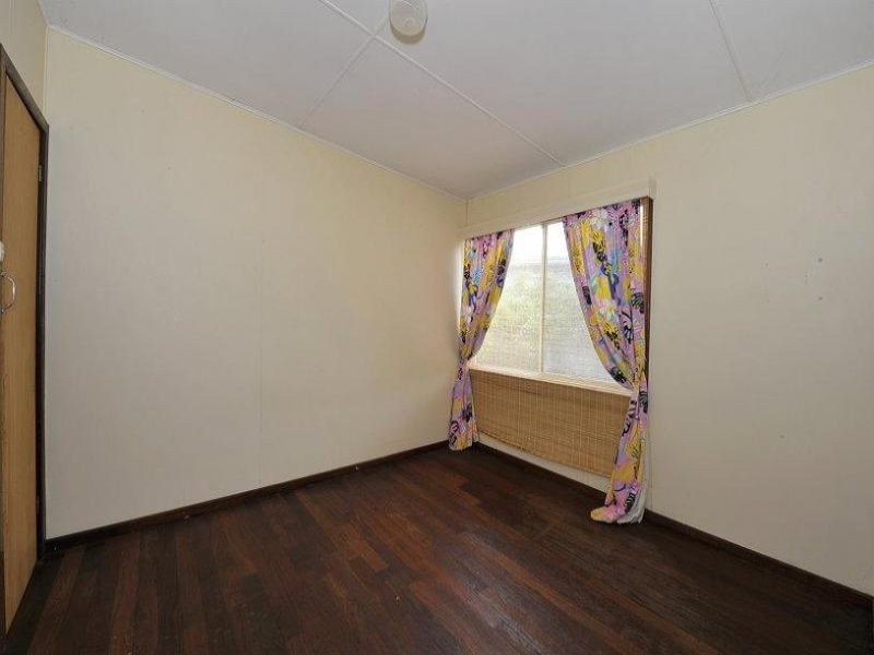 39 Shayne Street, Halls Head WA 6210