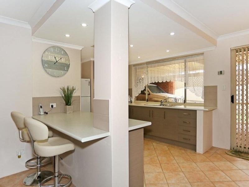 42 Admiralty Crescent, Halls Head WA 6210