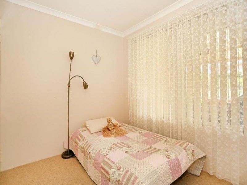 42 Admiralty Crescent, Halls Head WA 6210