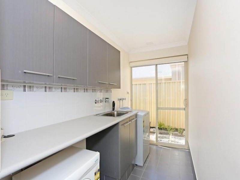 18 Joshua Carrol Street, Madora Bay WA 6210