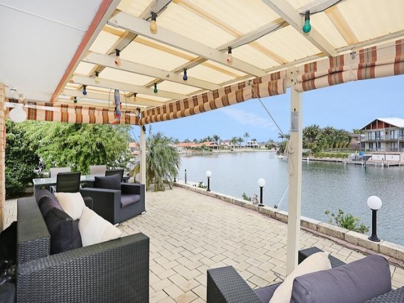 14 Donnelly Gardens, Dudley Park WA 6210