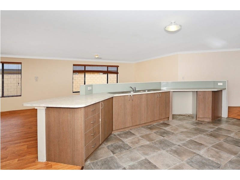 24 Honeydew Trail, Wannanup WA 6210