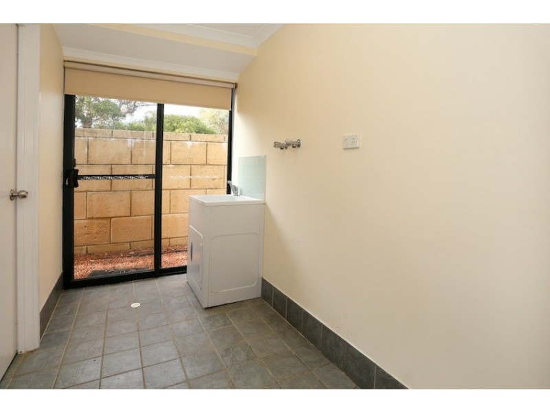 24 Honeydew Trail, Wannanup WA 6210