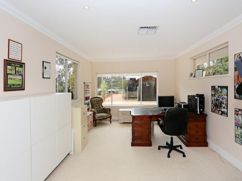 97 Rodoreda Crescent, Ravenswood WA 6208