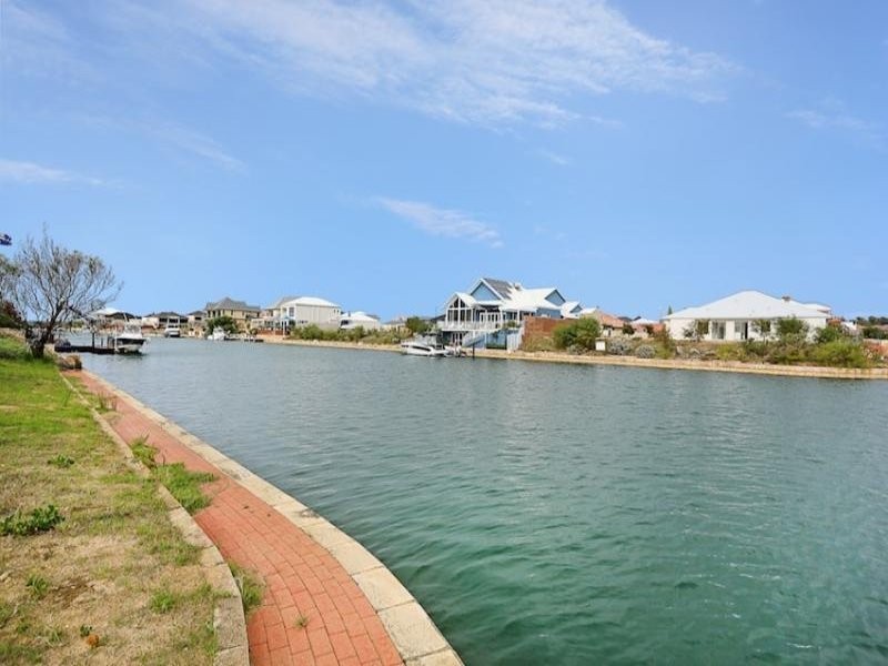 91 Sandpiper Island Retreat, Wannanup WA 6210