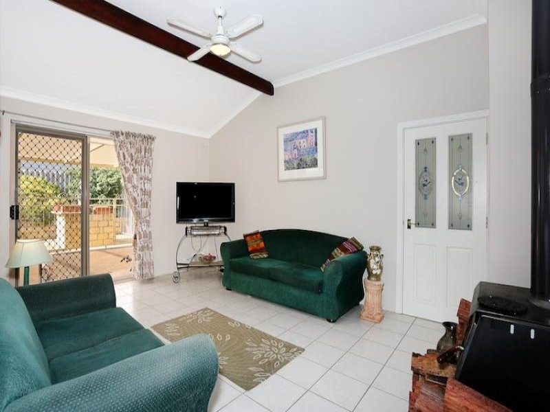 38 Noreena Avenue, Golden Bay WA 6174