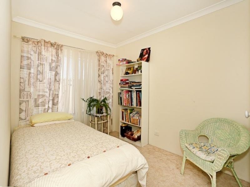 38 Noreena Avenue, Golden Bay WA 6174