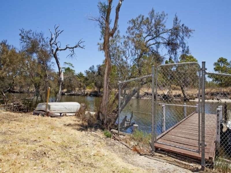 9 Rivergum Esplanade, South Yunderup WA 6208