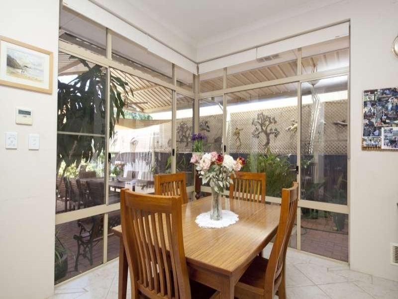 9 Rivergum Esplanade, South Yunderup WA 6208