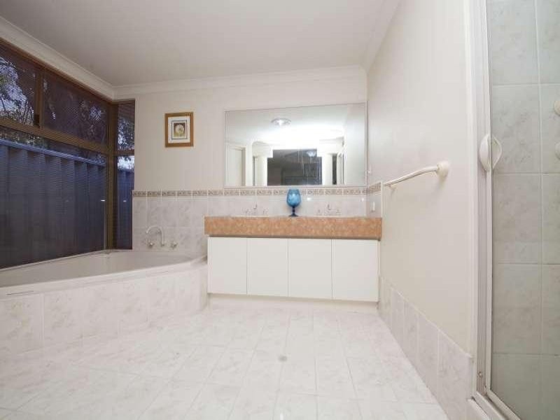 9 Rivergum Esplanade, South Yunderup WA 6208