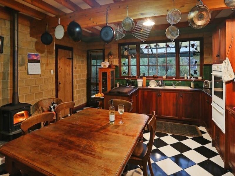 31 Marginata Road, Parklands WA 6180