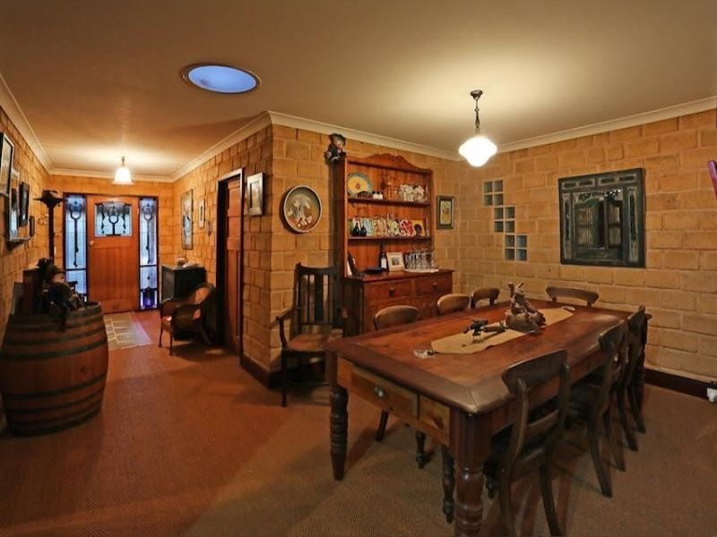 31 Marginata Road, Parklands WA 6180