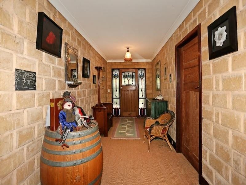 31 Marginata Road, Parklands WA 6180