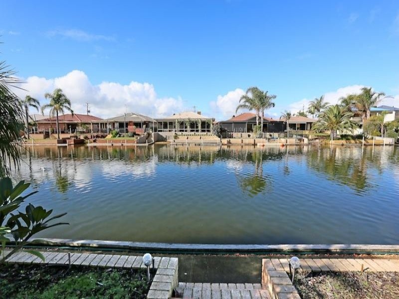 32 Woolah Place, South Yunderup WA 6208