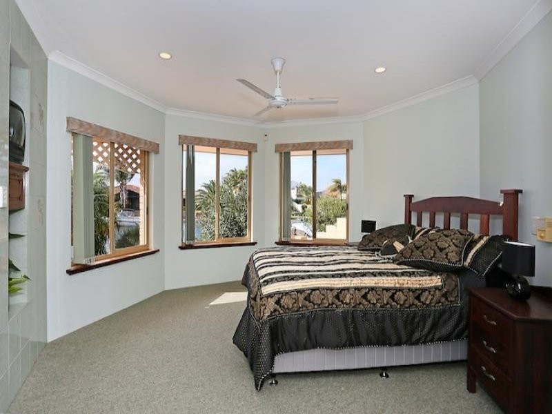 32 Woolah Place, South Yunderup WA 6208