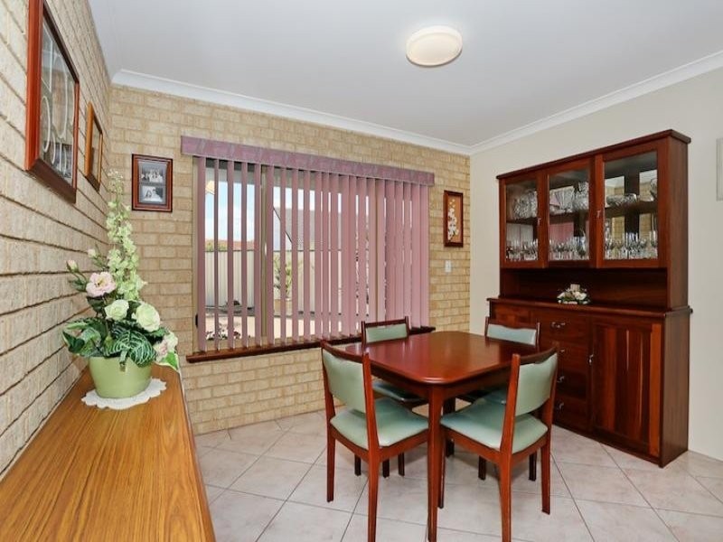 32 Woolah Place, South Yunderup WA 6208